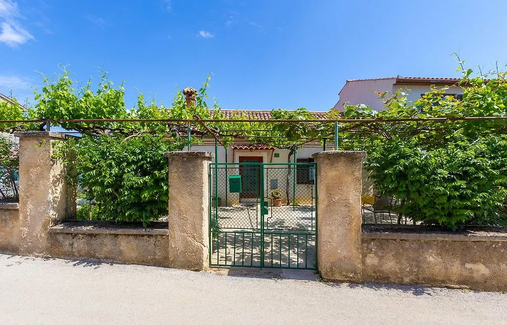 Holiday Home Orieta Pula